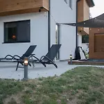 Hyggemate - Nordic With Sauna & Jacuzzi Retreat Dom wakacyjny Syrnica