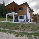 Hyggemate - Nordic With Sauna & Jacuzzi Retreat Syrnica